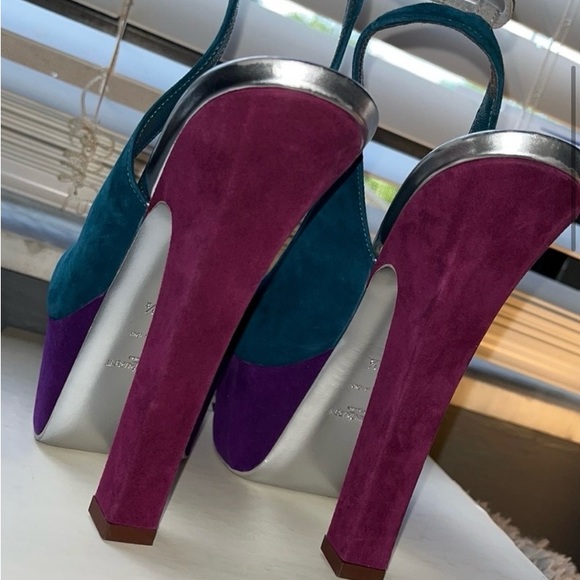 Yves Saint Laurent colorblocked suede heel - Picture 2 of 4